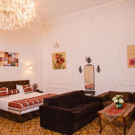 Malakhan Hotel Baku Exterior photo