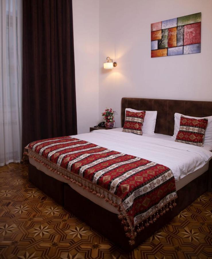 Malakhan Hotel Baku Exterior photo