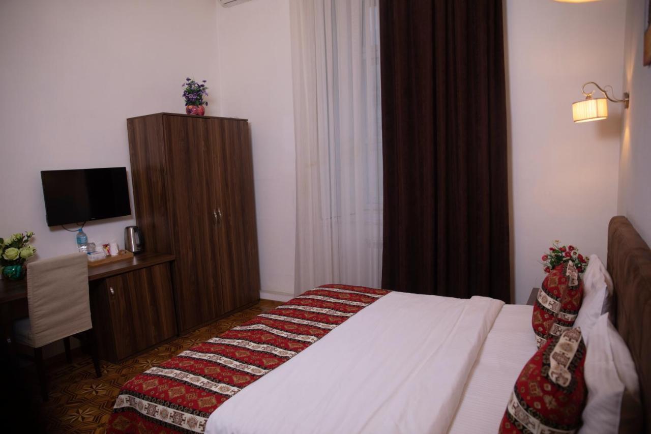 Malakhan Hotel Baku Exterior photo