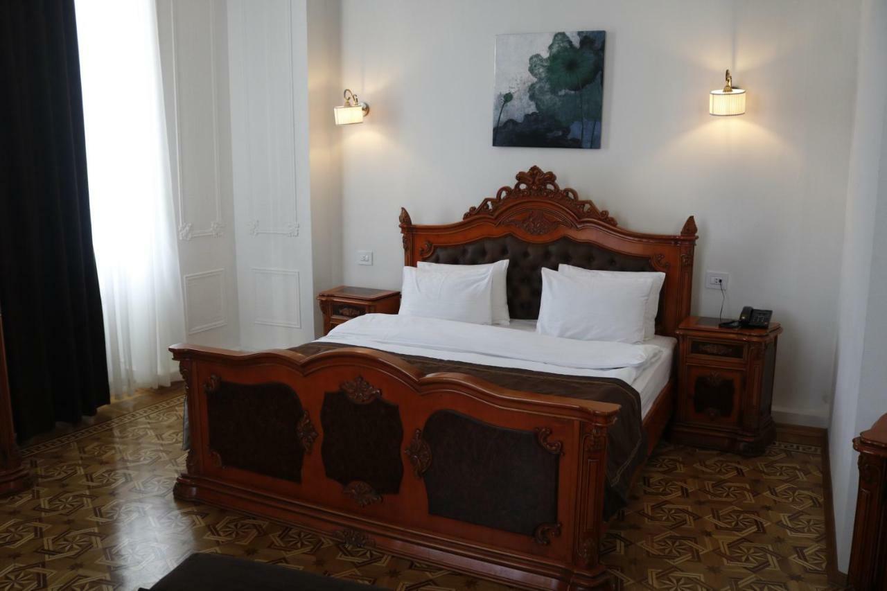 Malakhan Hotel Baku Exterior photo